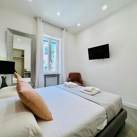 Yourhome - Santa Lucia بيت ضيافة 3*