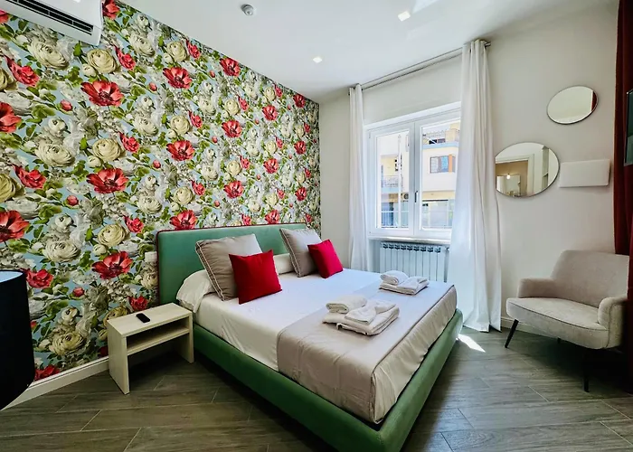 Yourhome - Santa Lucia بيت ضيافة 3*